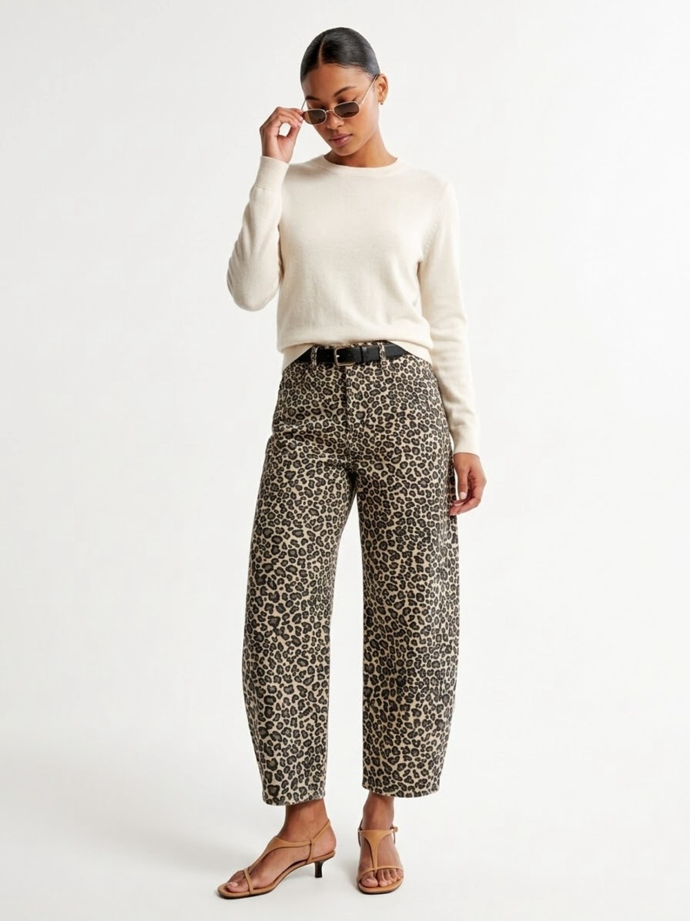 Abercrombie & Fitch Barrel Jean Animal Leopard Print NWT Mid Rise Women 32 SHORT
